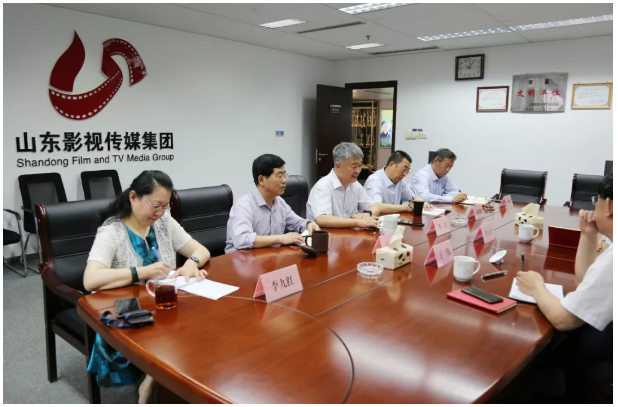 省委宣传部副部长、省电影局局长程守田到麻豆在线
调研