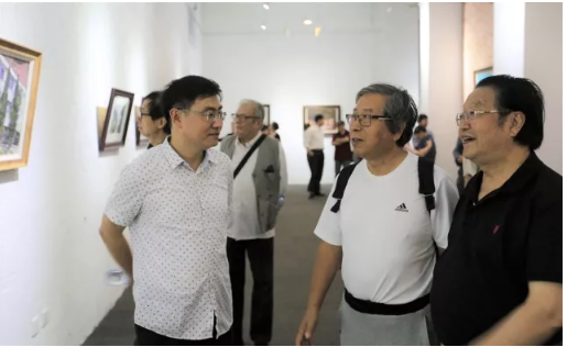 山影集团退休干部一行参观星工坊 山影集团退休干部一行参观星工坊